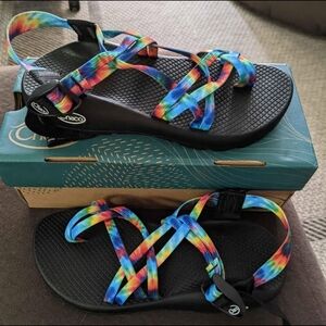 Chaco ZX2 Classic Dark Tie Dye Sandals
